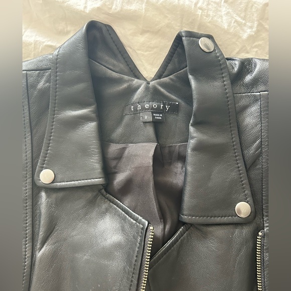 Theory Black Leather Crop Jacket - Picture 4 of 4